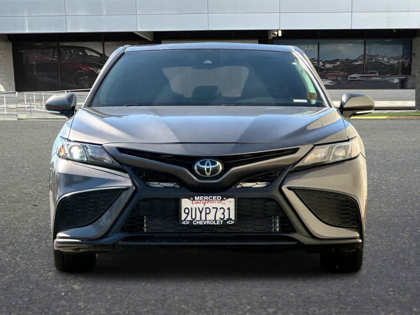 Used 2023 Toyota Camry SE FWD image 11