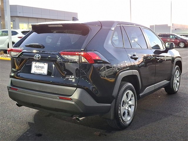 Certified 2022 Toyota RAV4 LE image 7
