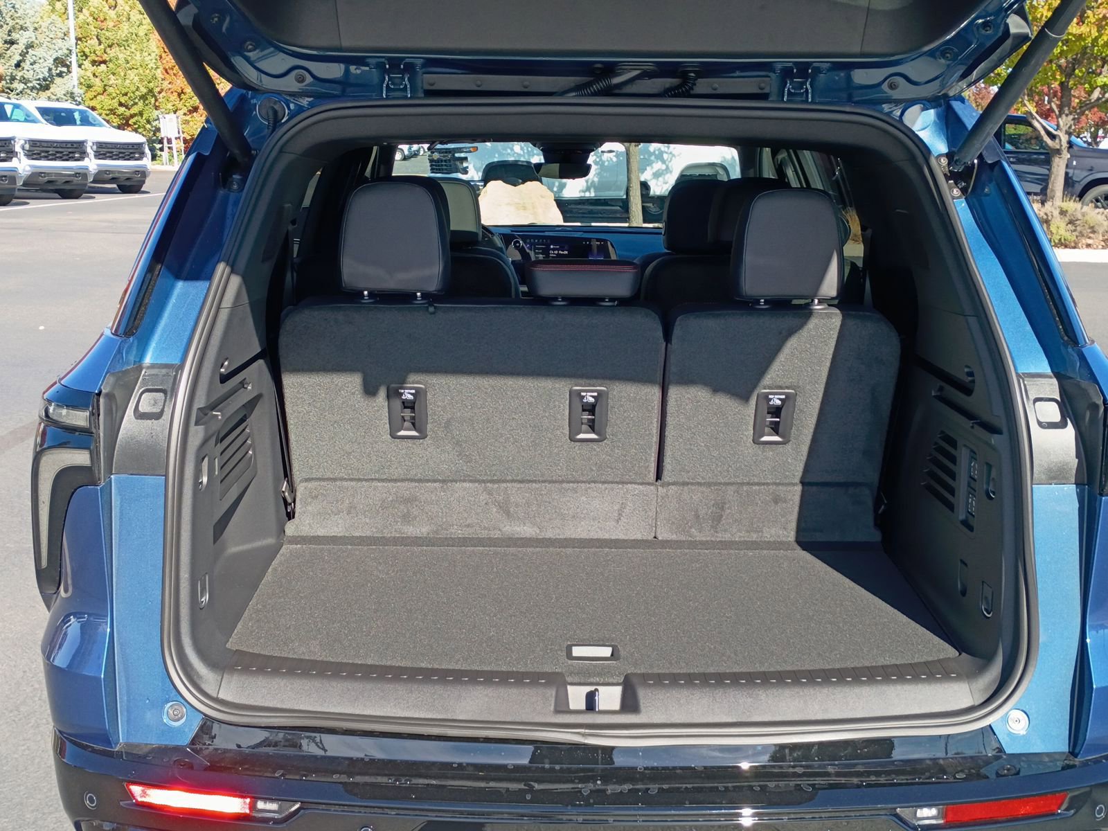 New 2026 Chevrolet Traverse RS image 25