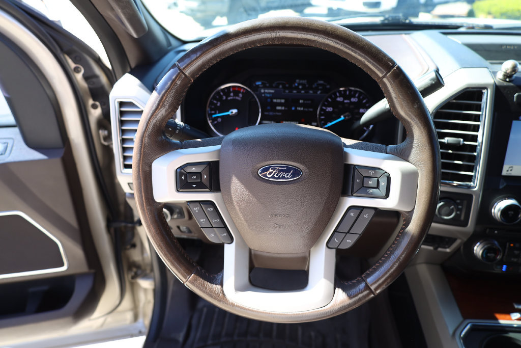 Used 2017 Ford F250 King Ranch w/ King Ranch Ultimate Package AWD/4WD image 13