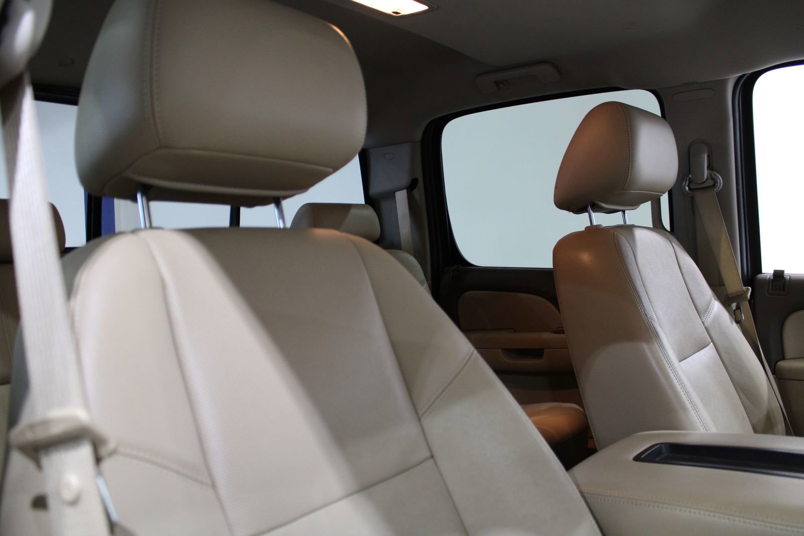 Used 2012 Chevrolet Silverado 3500 LTZ w/ LTZ Plus Package image 11