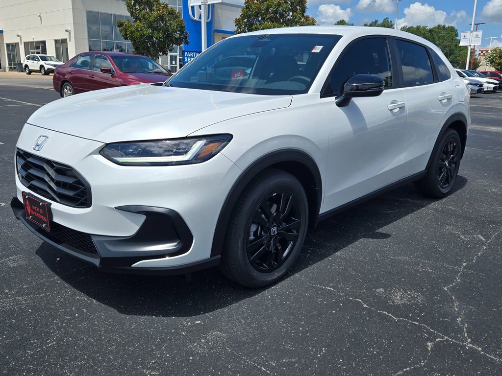 New 2026 Honda HR-V Sport image 3