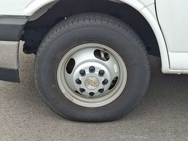 New 2024 Chevrolet Express 4500 Extended w/ Power Convenience Package RWD image 7