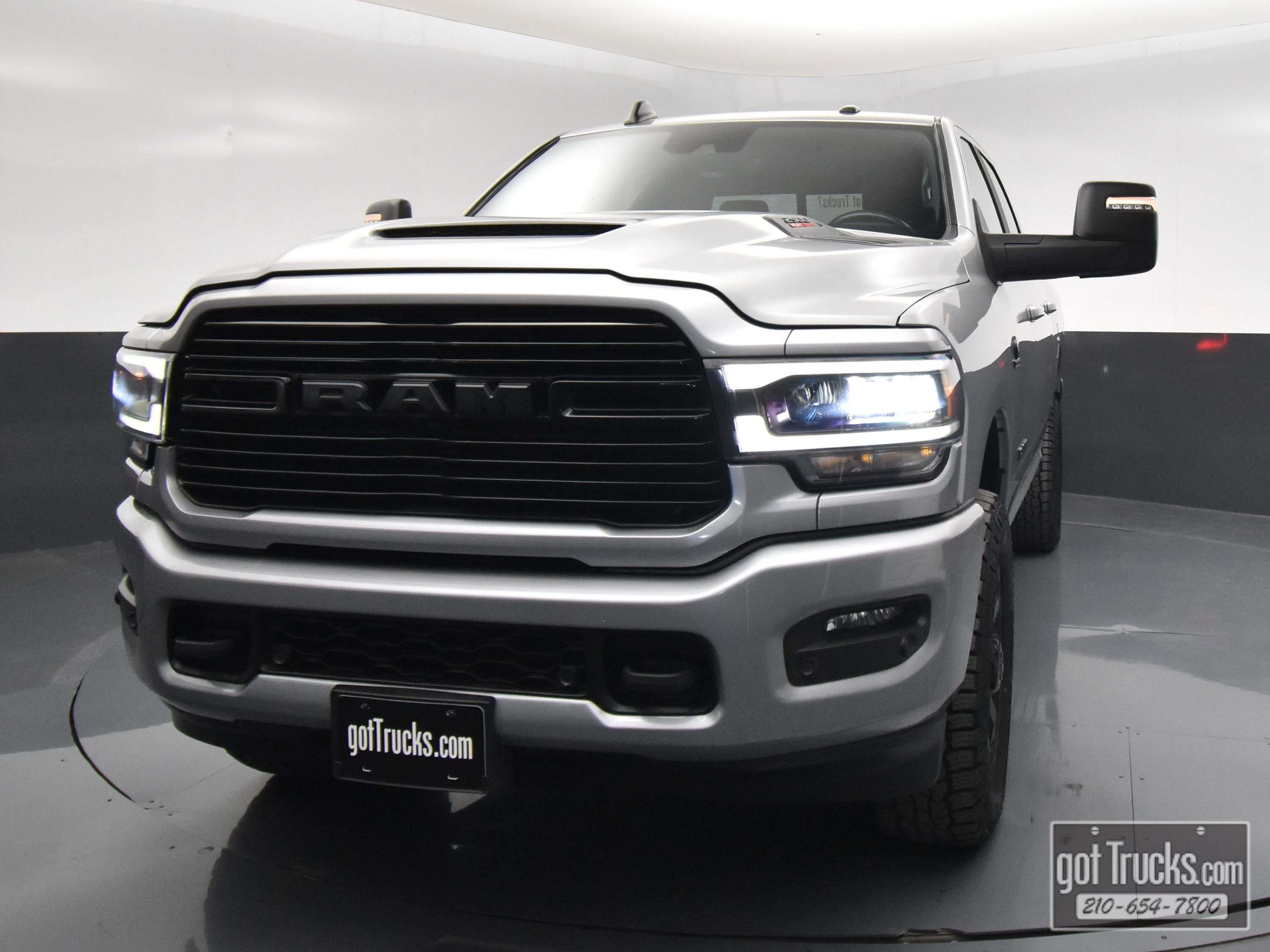 Used 2023 RAM 2500 Laramie AWD/4WD image 49