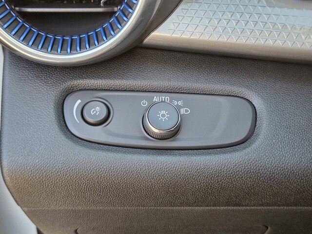 New 2026 Chevrolet Trax LT image 14