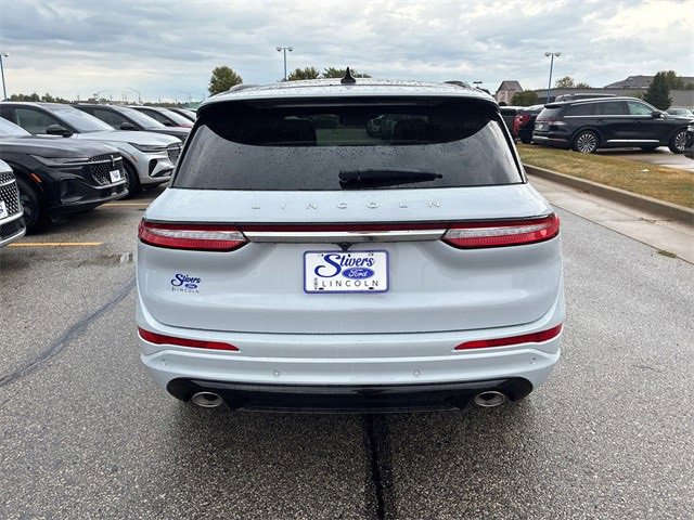 New 2025 Lincoln Corsair Reserve w/ Equipment Group 202A image 6