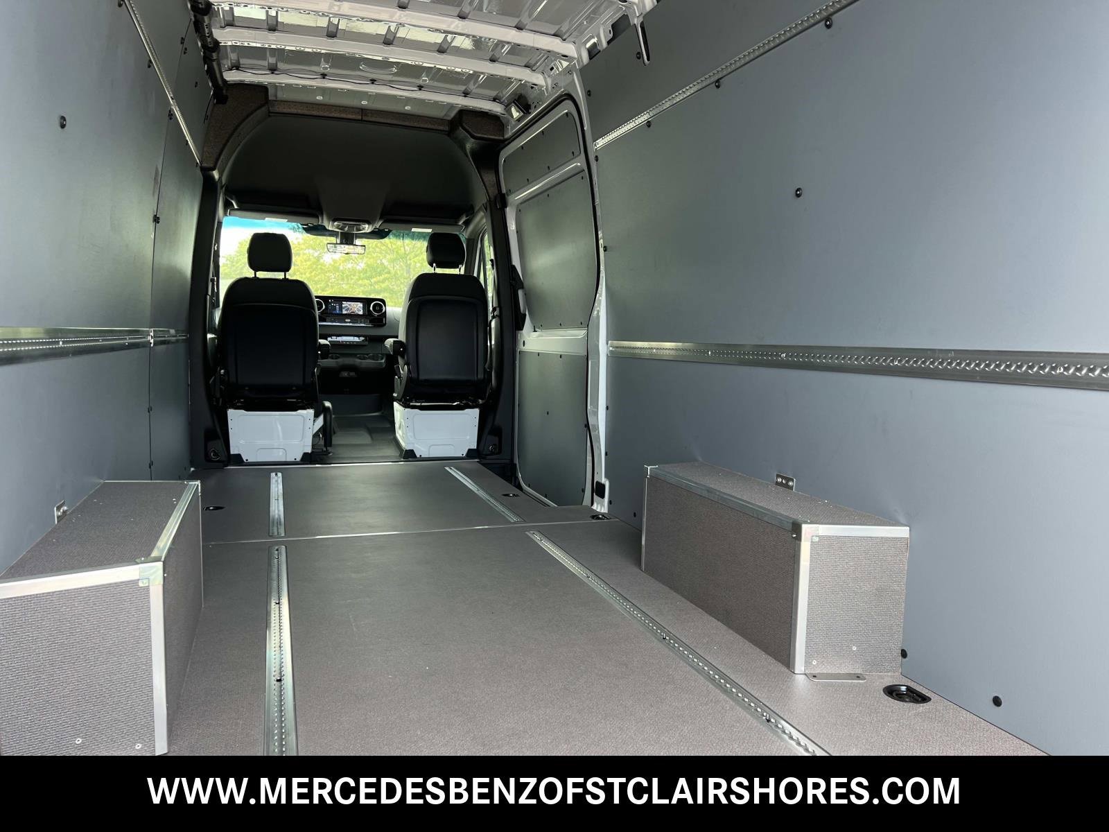 New 2025 Mercedes-Benz Sprinter 2500 image 17