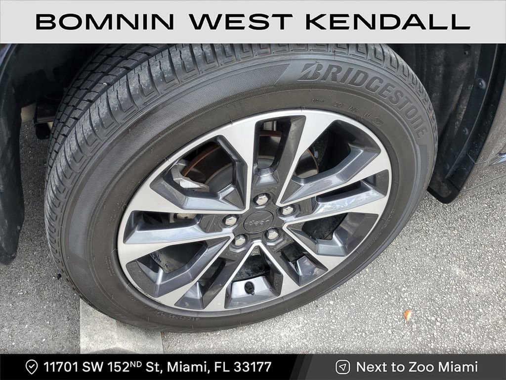 Used 2023 Jeep Grand Cherokee Overland image 9