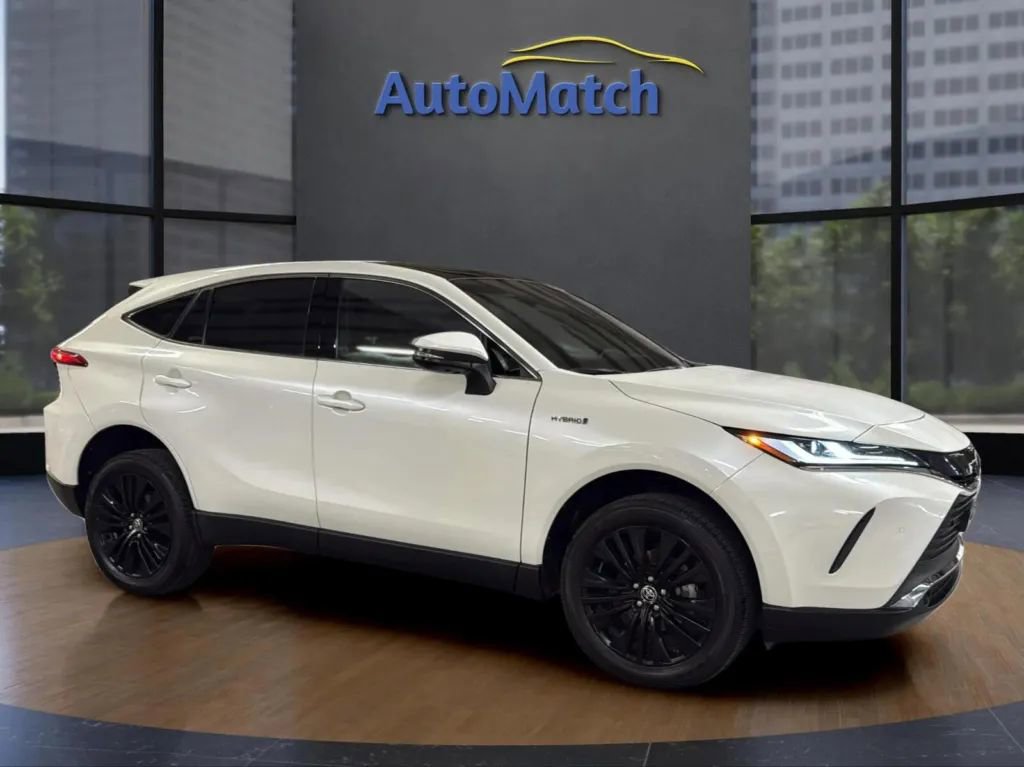 Used 2021 Toyota Venza Limited w/ Advanced Technology Package image 13