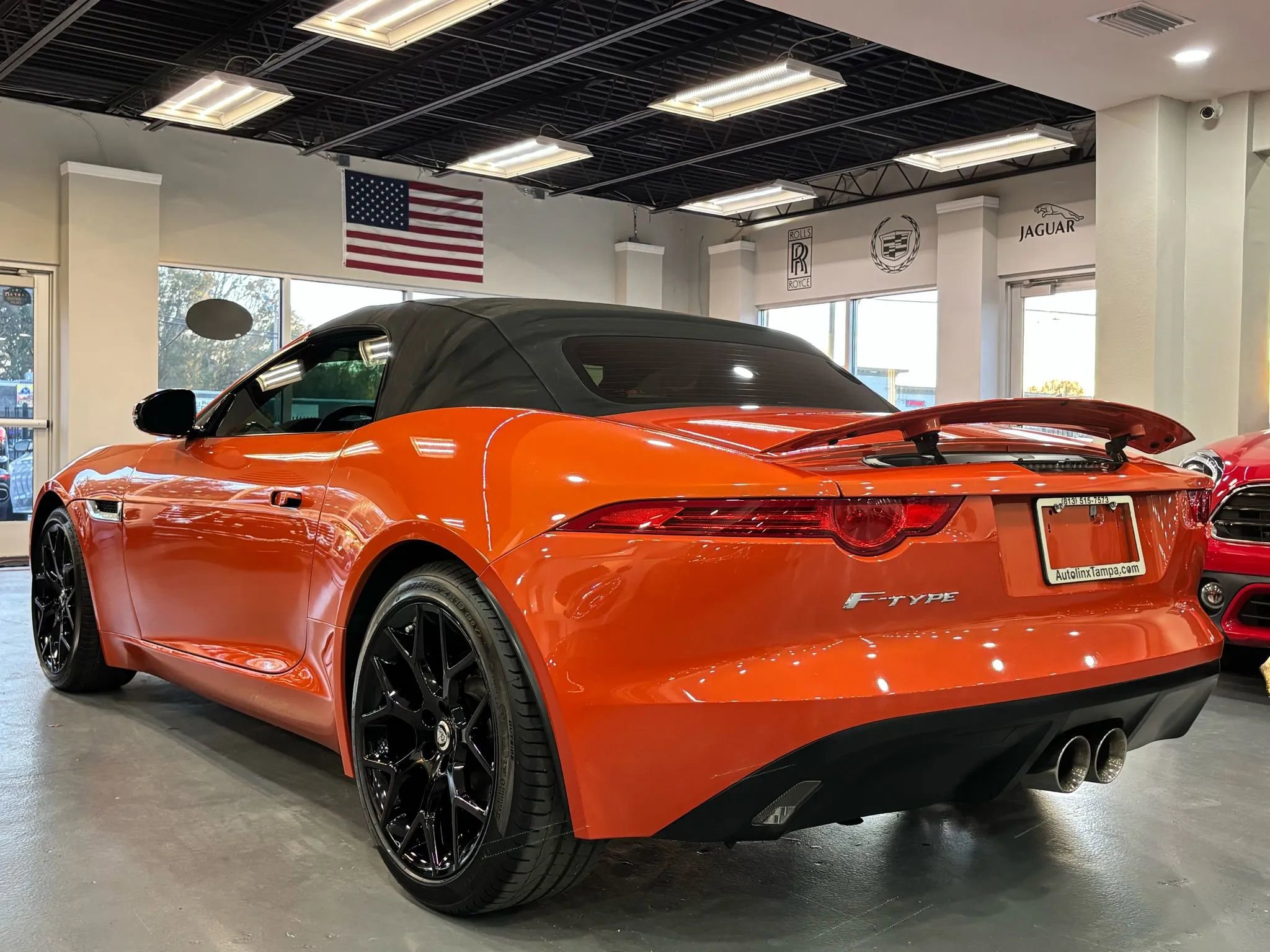 Used 2014 Jaguar F-TYPE Convertible image 5