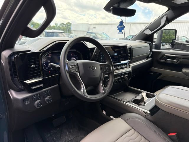 Certified 2025 Chevrolet Silverado 2500 ZR2 w/ Technology Package AWD/4WD image 23
