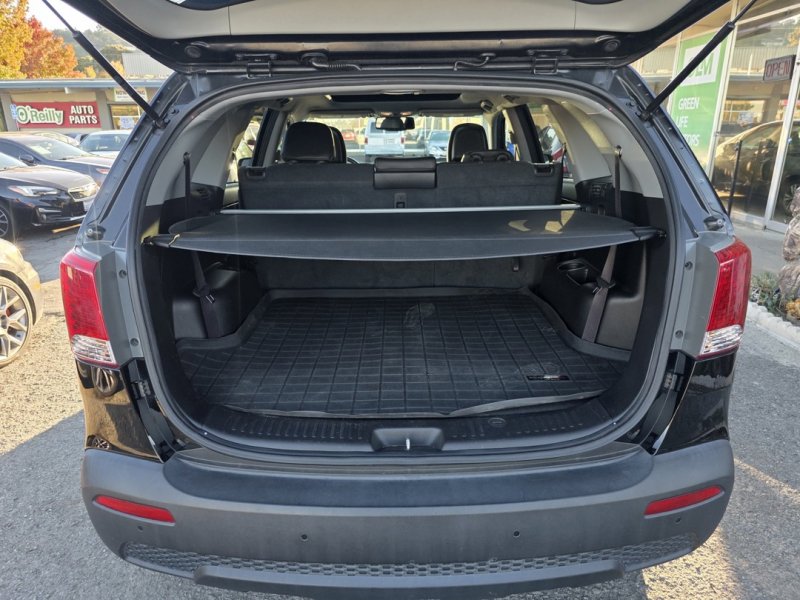 Used 2011 Kia Sorento EX w/ Premium Pkg image 25