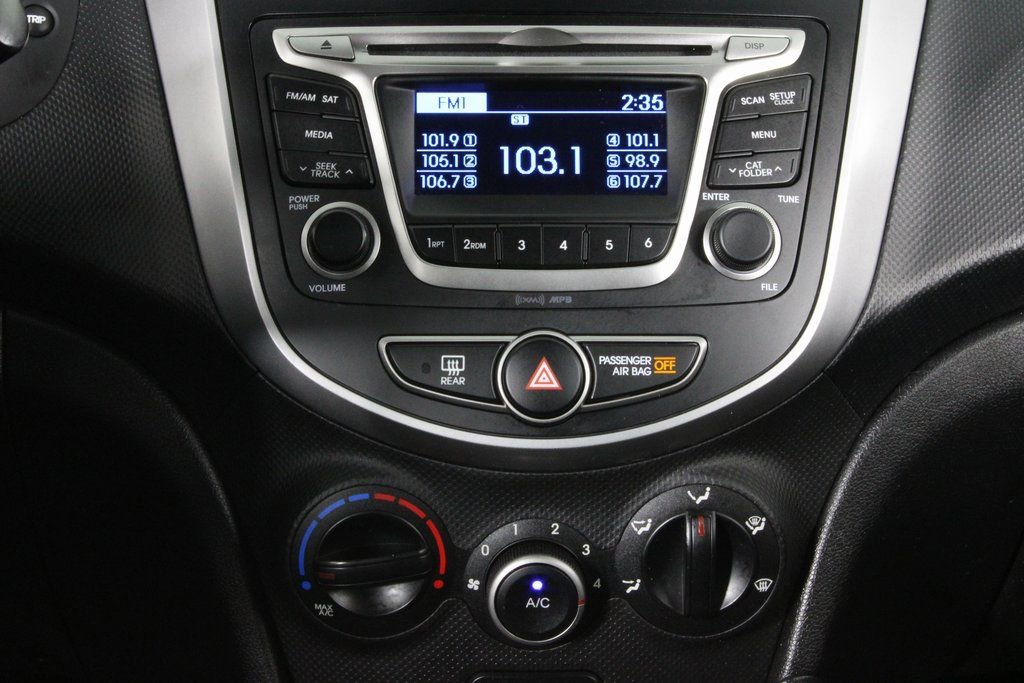 Used 2017 Hyundai Accent SE image 5