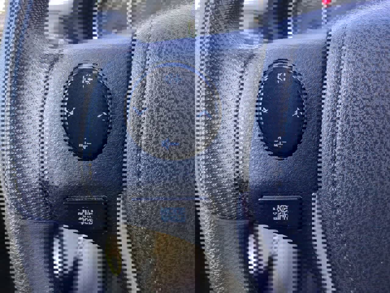 Used 2015 Toyota Corolla L image 21