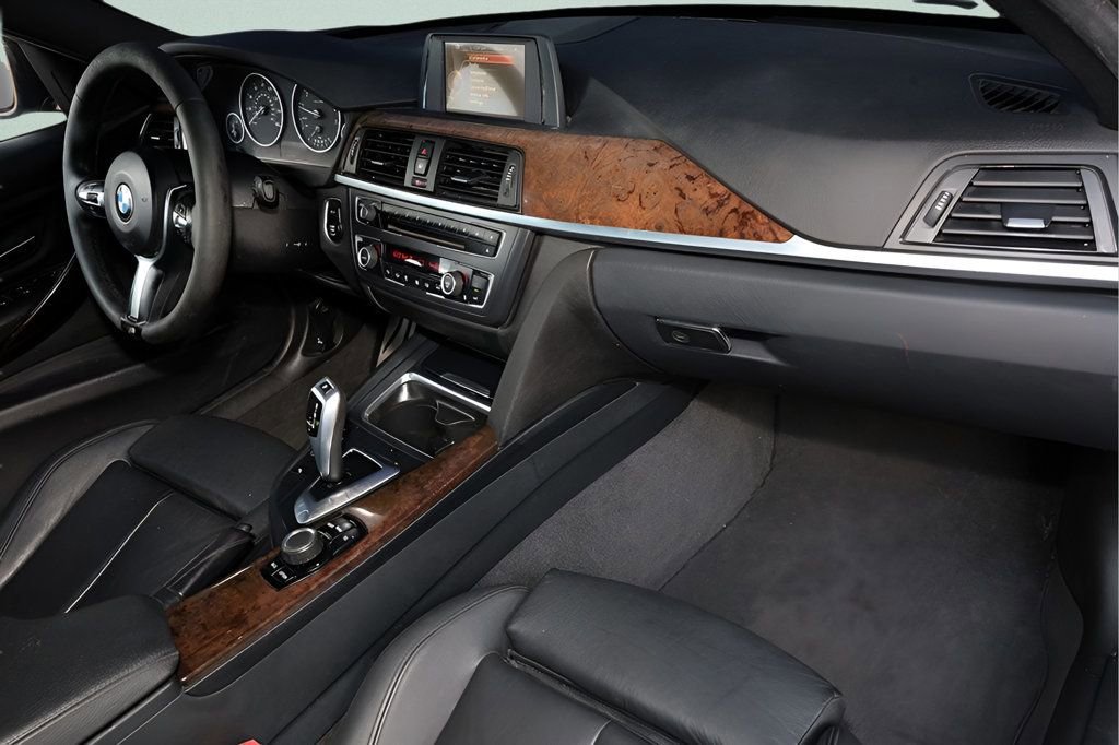 Used 2015 BMW 328i Sedan RWD image 18