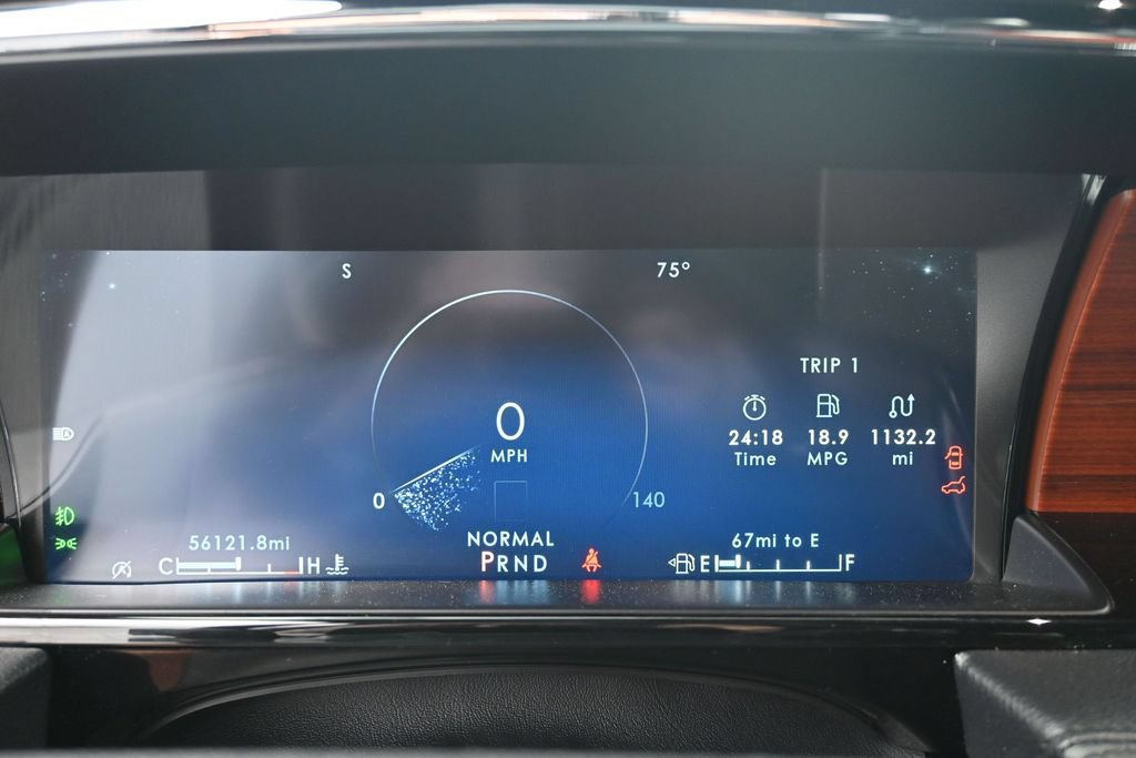 Used 2024 Lincoln Navigator Premiere AWD/4WD image 25