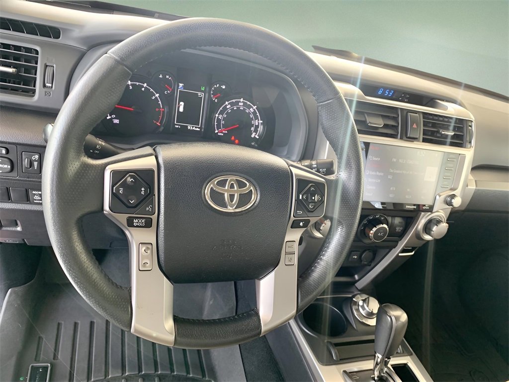 Used 2022 Toyota 4Runner SR5 Premium image 30