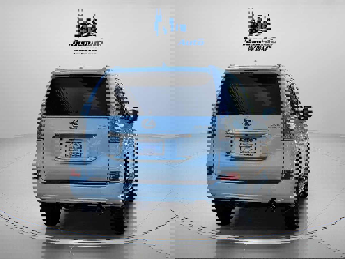 Used 2020 Lexus GX 460 Premium image 5