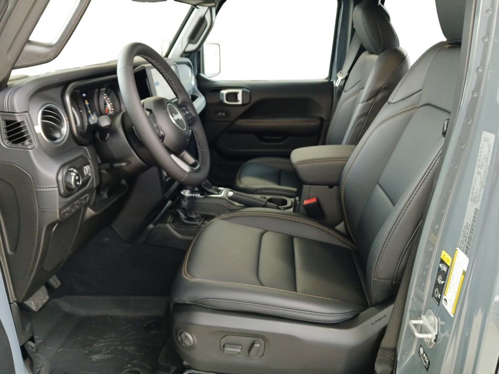 New 2026 Jeep Gladiator Sport AWD/4WD image 19