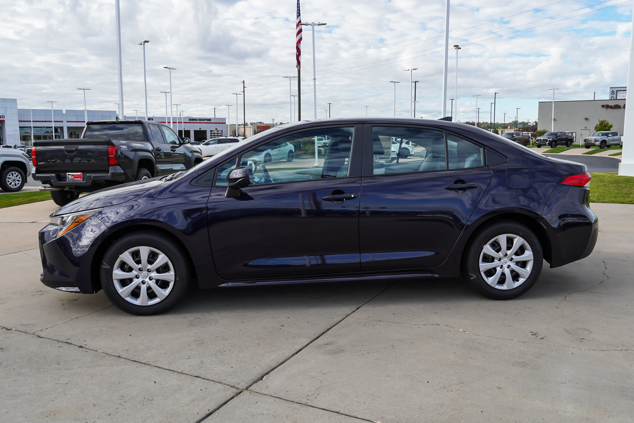 New 2027 Toyota Corolla LE FWD image 5