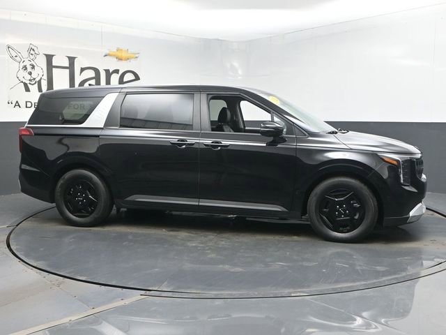 Used 2025 Kia Carnival FWD image 48