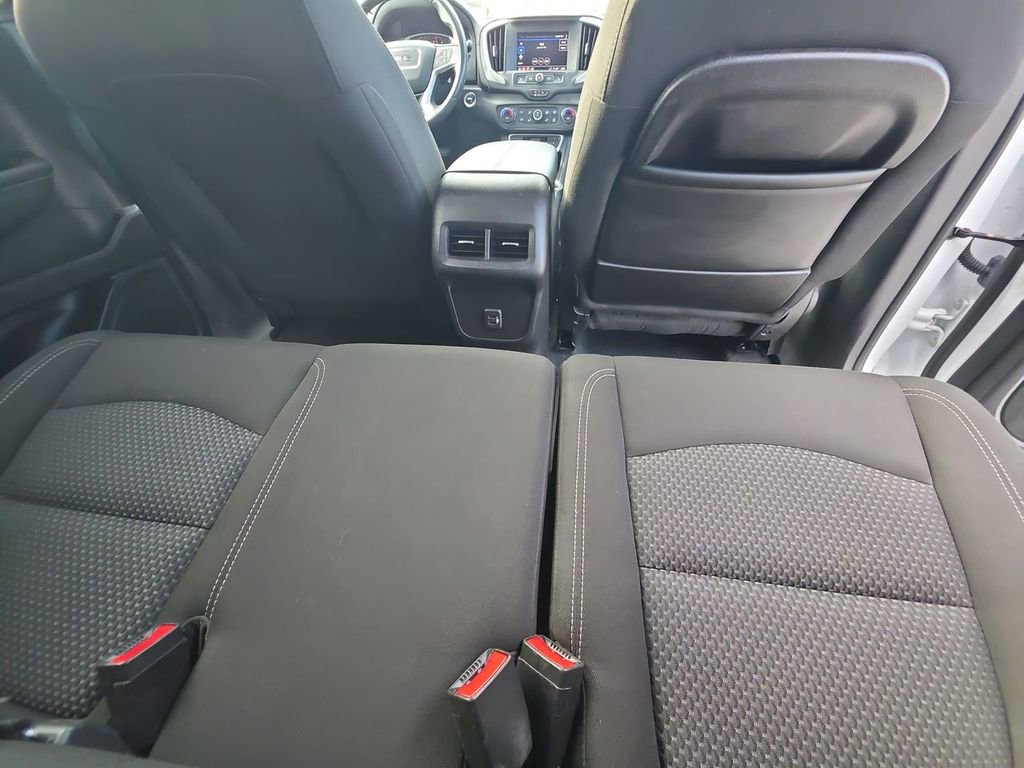 Used 2023 GMC Terrain SLE w/ Driver Convenience Package image 22