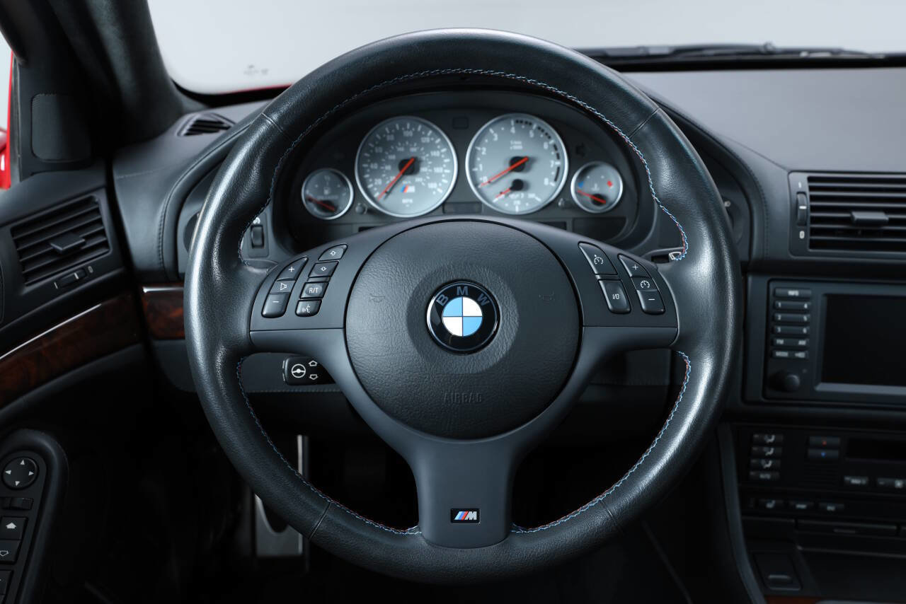 Used 2003 BMW M5 image 52