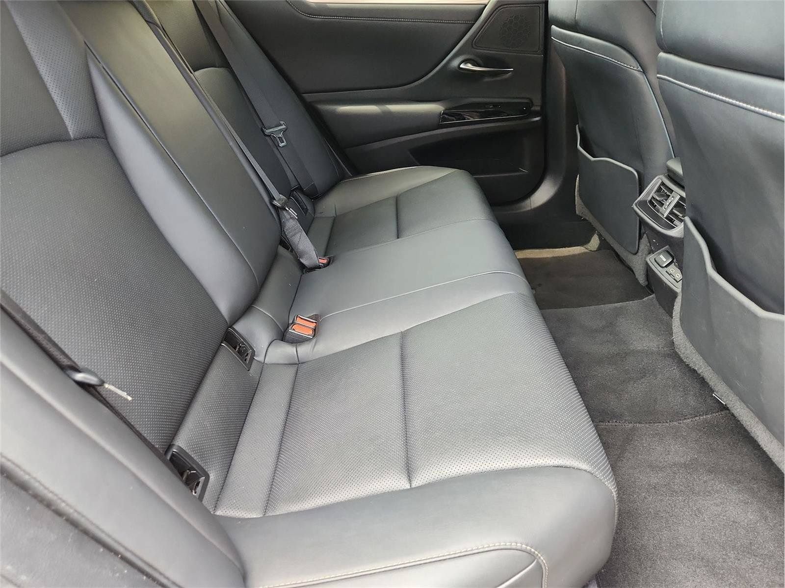 Used 2022 Lexus ES 350 F Sport w/ Accessory Package 2 FWD image 26