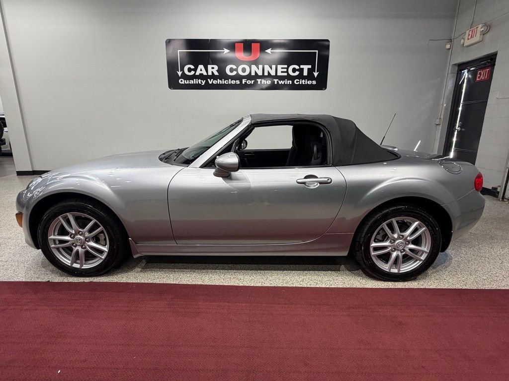Used 2011 MAZDA MX-5 Miata Sport RWD image 71