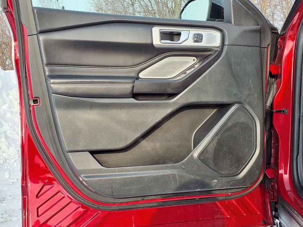 Used 2020 Ford Explorer ST w/ ST Street Pack image 26