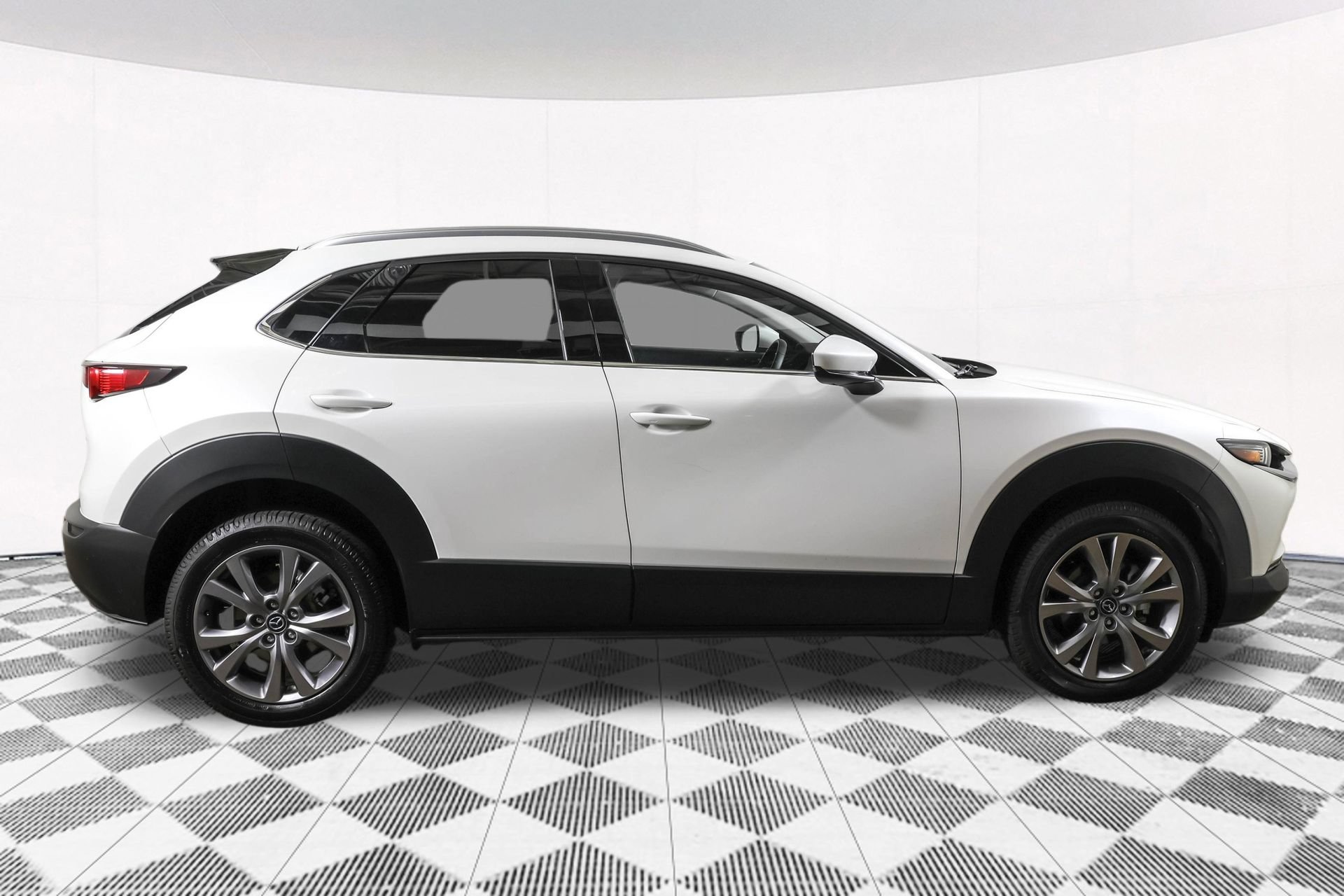 Used 2023 MAZDA CX-30 AWD 2.5 S w/ Premium Package image 13