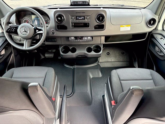 New 2026 Mercedes-Benz Sprinter 2500 image 23