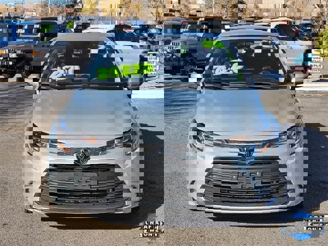 Used 2024 Toyota Corolla LE image 9