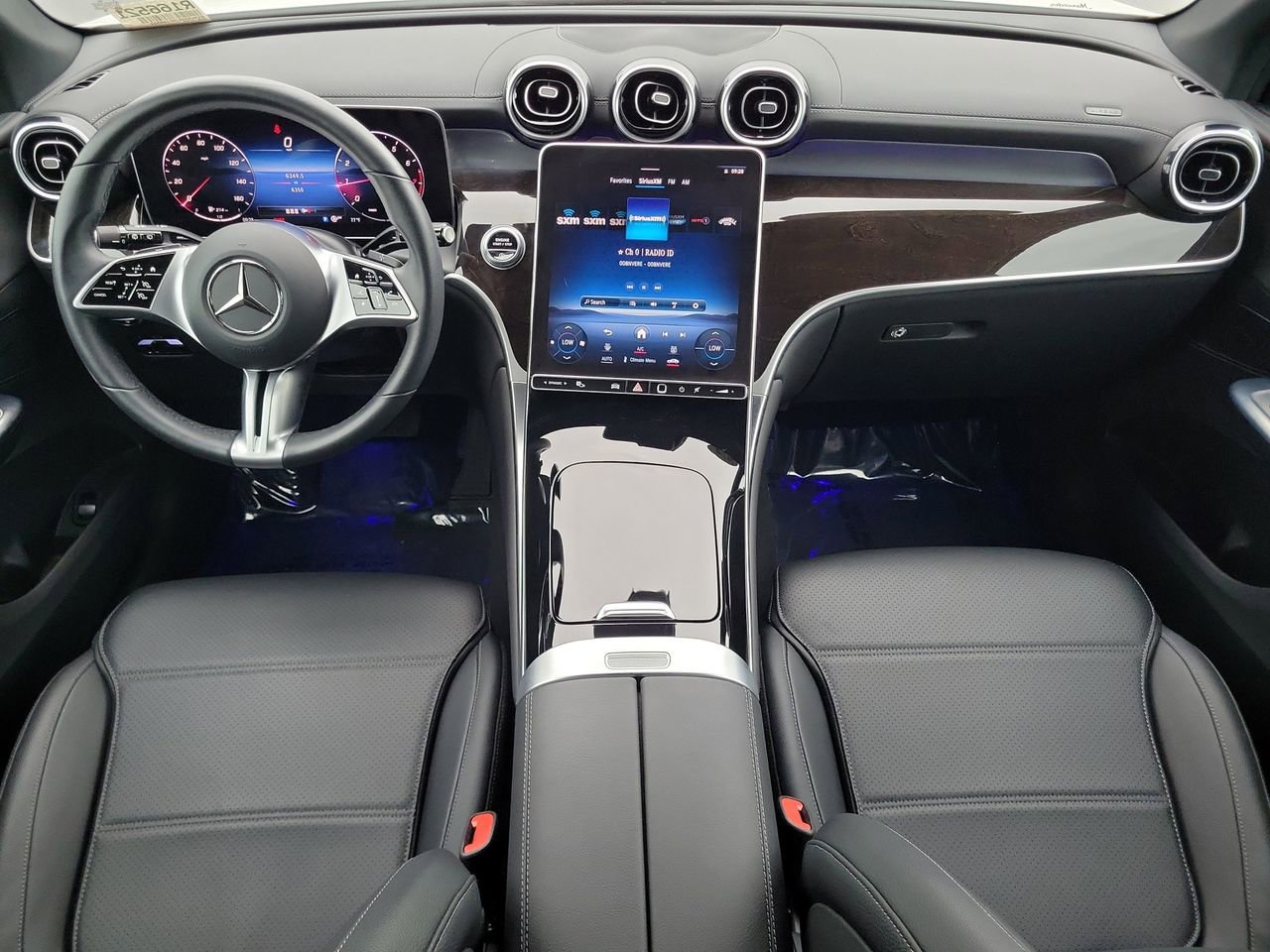 Certified 2024 Mercedes-Benz GLC 300 image 13