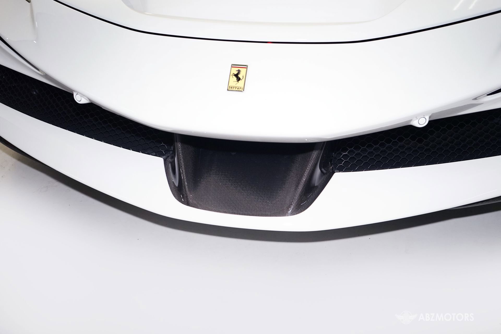 Used 2025 Ferrari SF90 Spider AWD/4WD image 13