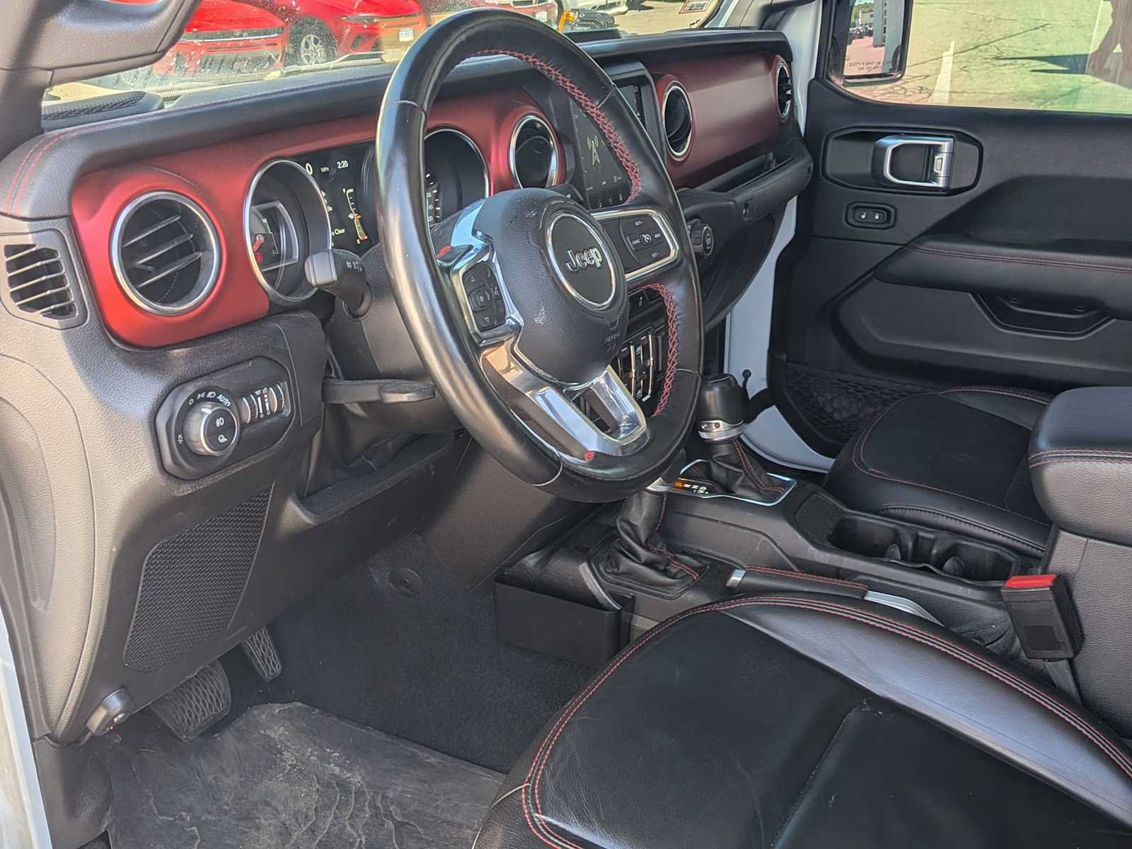 Used 2022 Jeep Gladiator Rubicon w/ LED Lighting Group AWD/4WD image 12