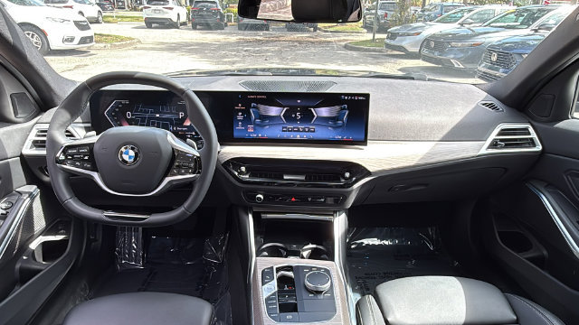 Used 2025 BMW 330i Sedan RWD image 13