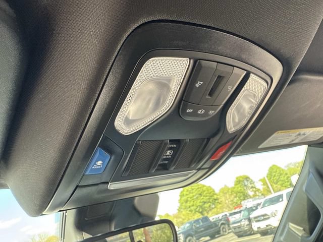 Used 2025 RAM 1500 Tradesman AWD/4WD image 32