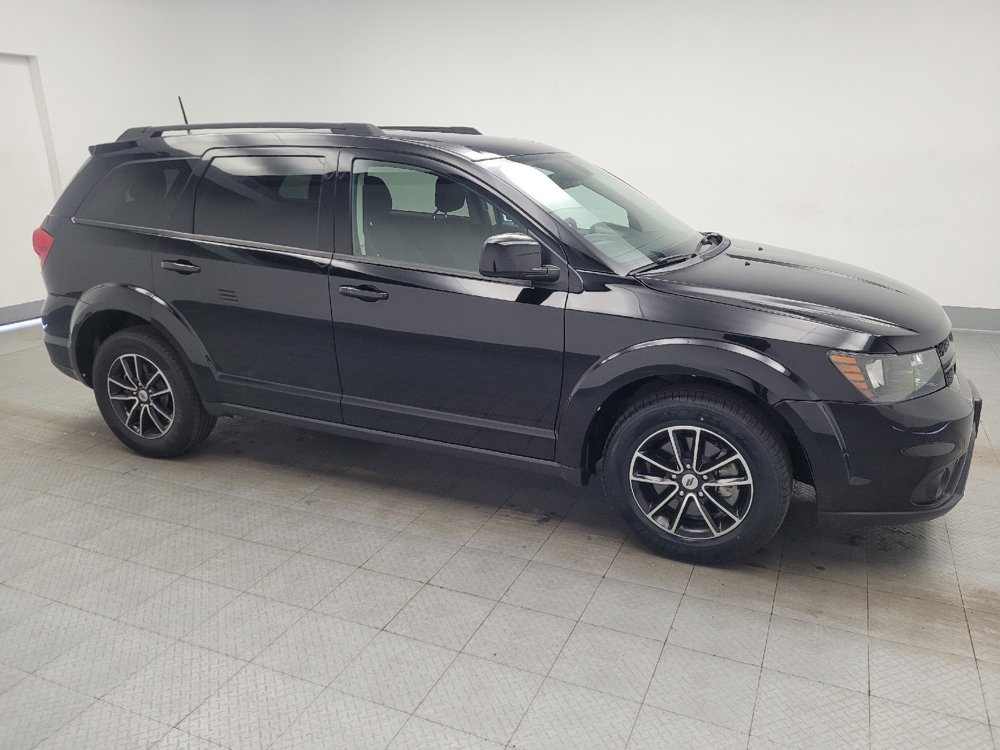 Used 2018 Dodge Journey SXT w/ Blacktop Package FWD image 11