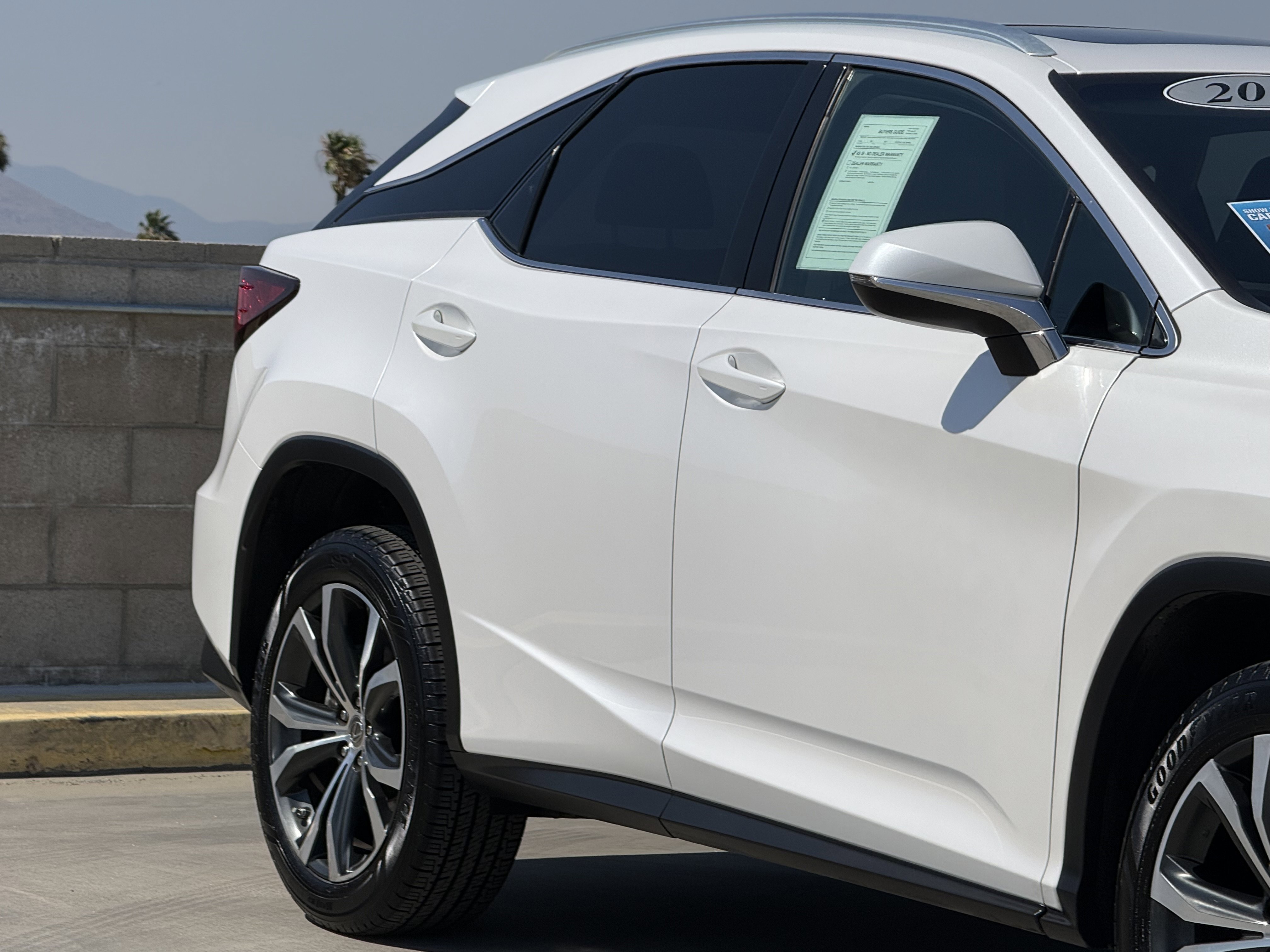 Used 2017 Lexus RX 350 FWD w/ Premium Package image 5