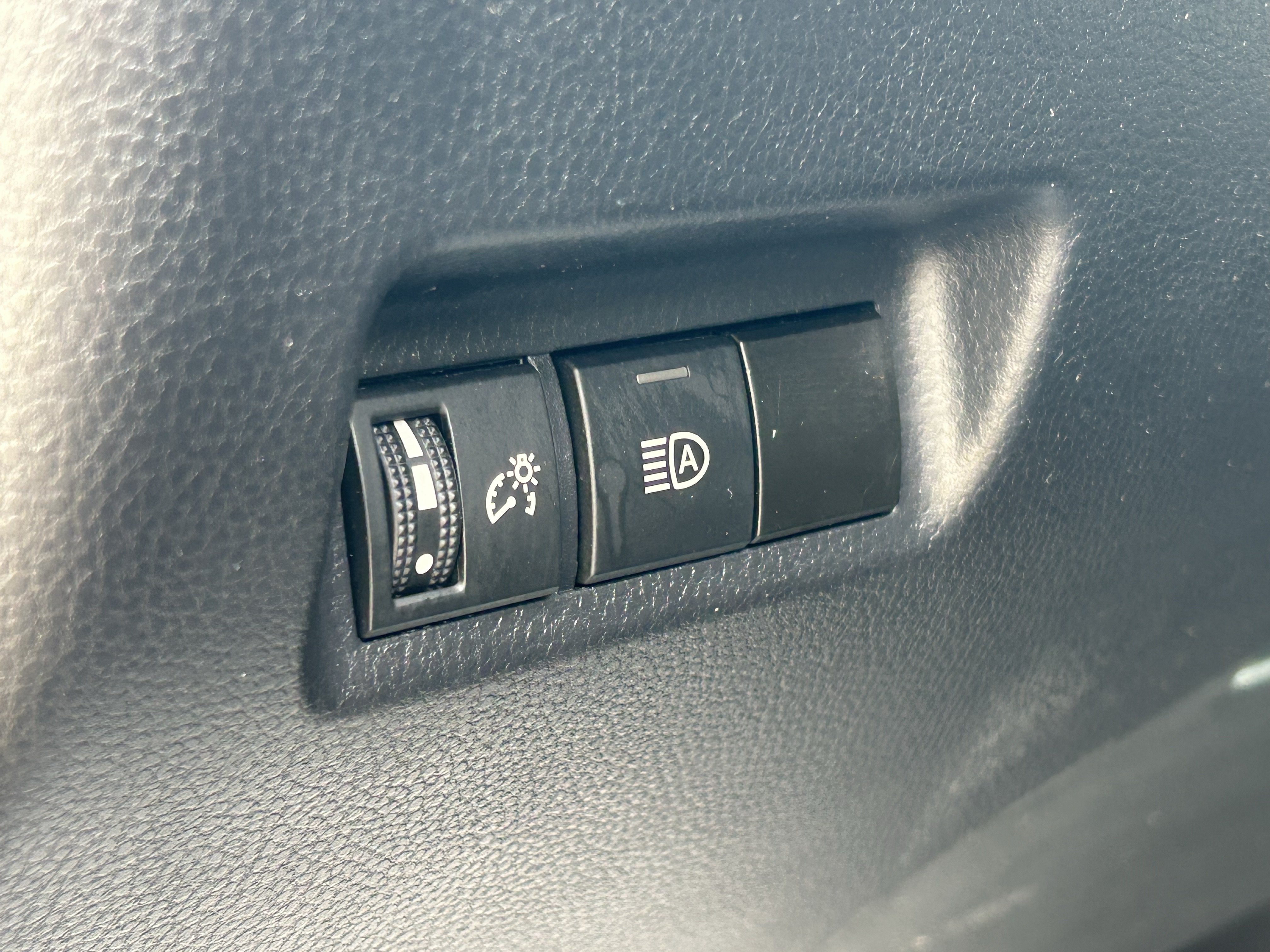 Certified 2024 Toyota RAV4 XLE AWD/4WD image 15