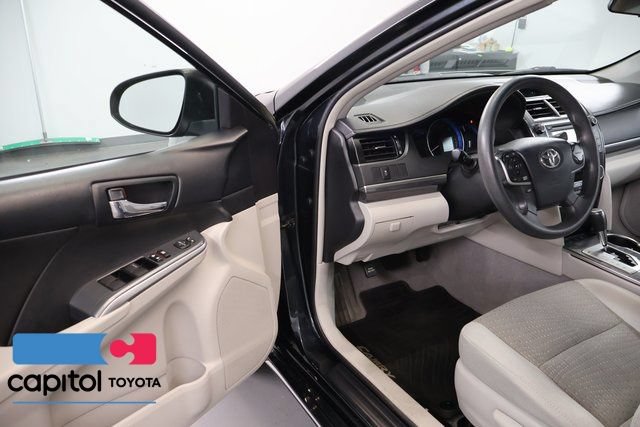 Used 2014 Toyota Camry LE FWD image 8