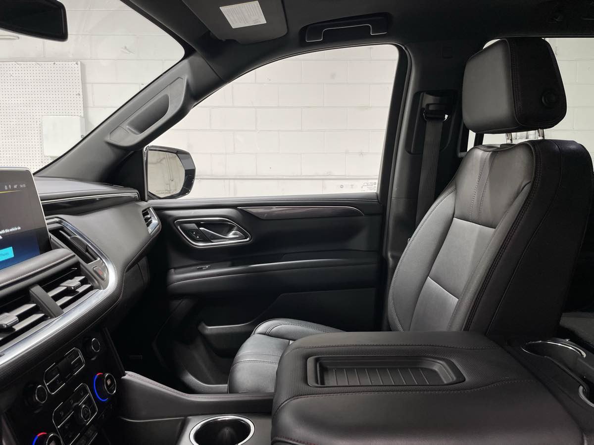 Used 2023 Chevrolet Tahoe RST w/ Sport Performance Package AWD/4WD image 13