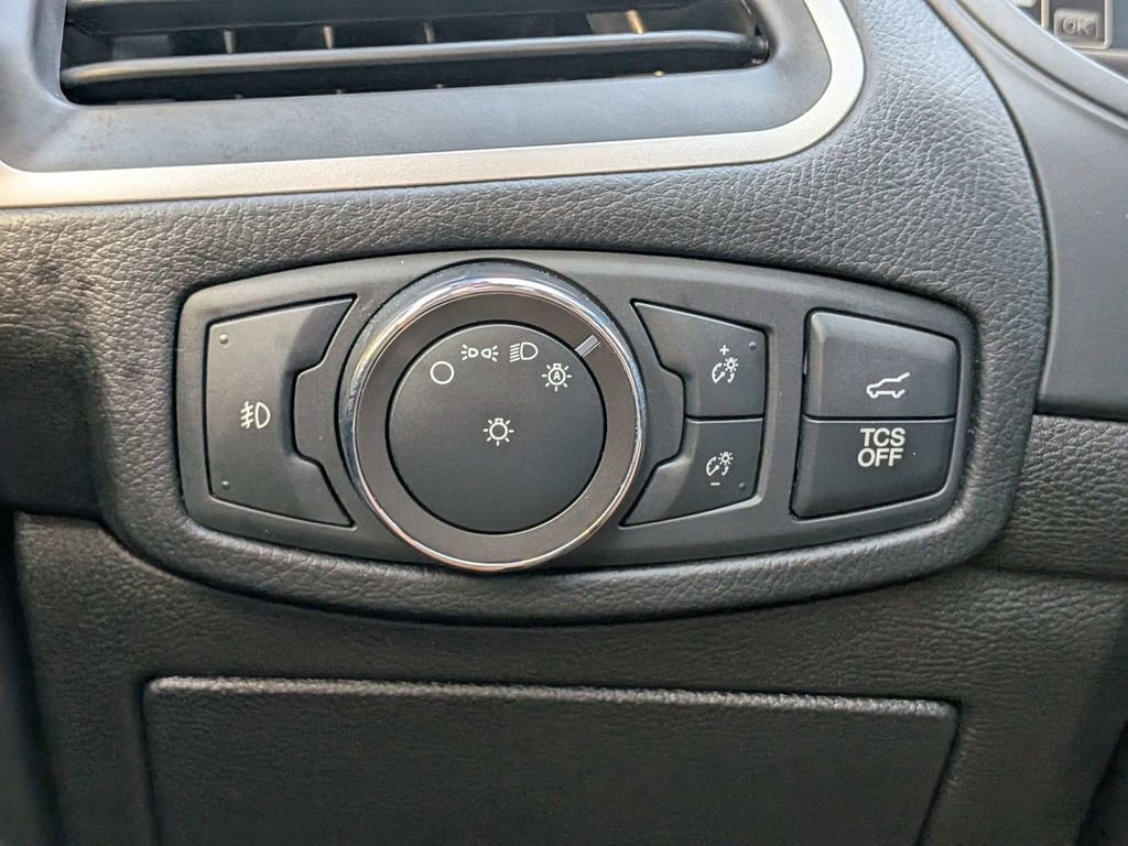 Used 2022 Ford Edge ST-Line image 28