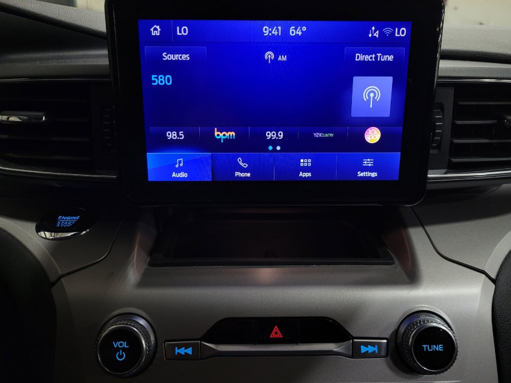 Used 2023 Ford Explorer XLT w/ Equipment Group 202A AWD/4WD image 25