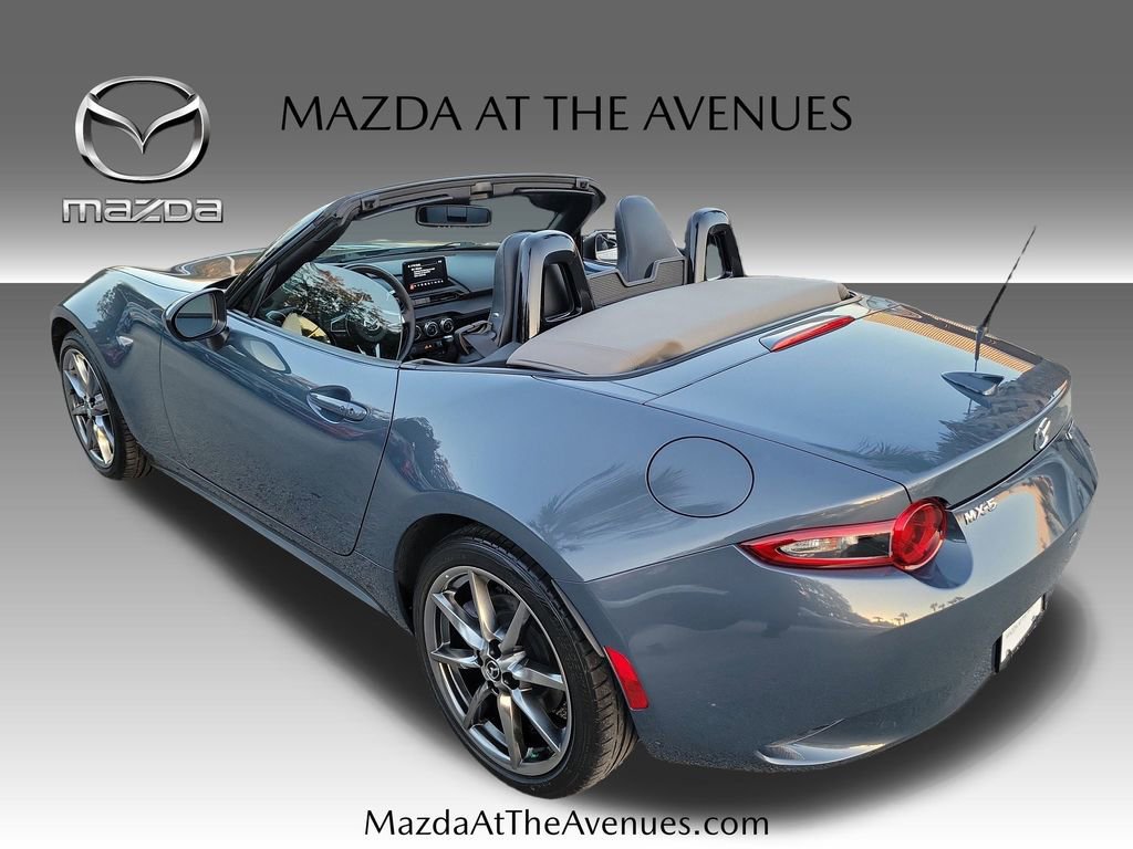 Used 2021 MAZDA MX-5 Miata Grand Touring image 32