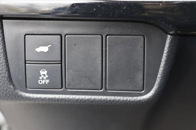 Used 2025 Honda CR-V EX-L image 13