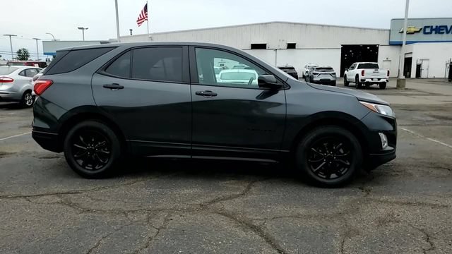 Used 2021 Chevrolet Equinox LS w/ LPO, Blackout Package AWD/4WD image 8