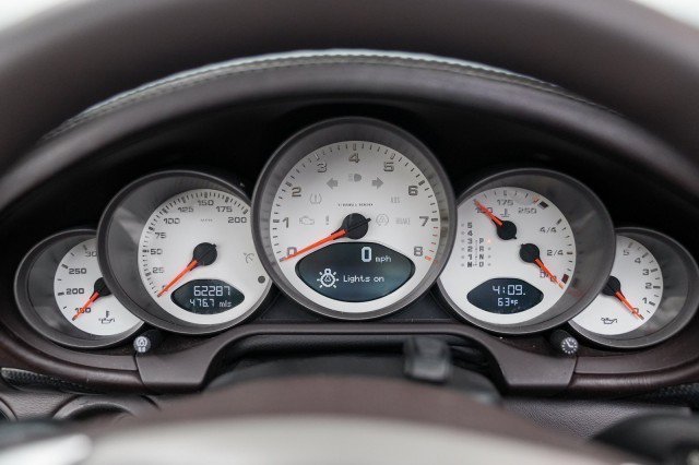 Used 2005 Porsche 911 Carrera image 36