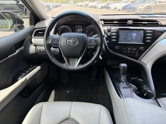 Used 2018 Toyota Camry SE FWD image 22